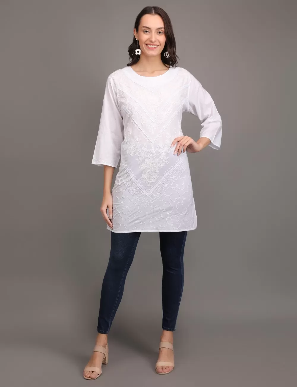 M-02 : Embroidered White Tunic