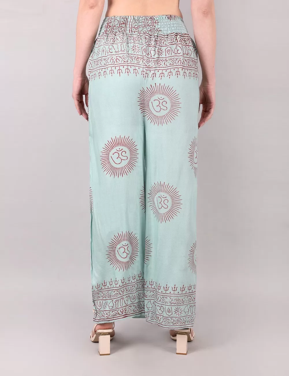 SG-45 : Stretchable Side Slit Pants