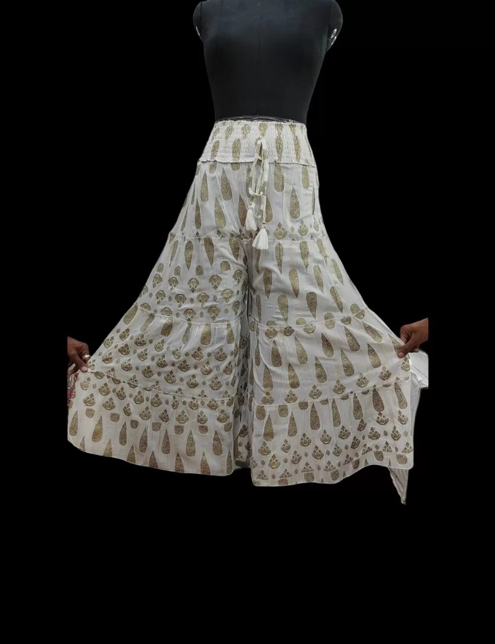 LI-02 : Stretchable Waist Paisley Print Palazzo