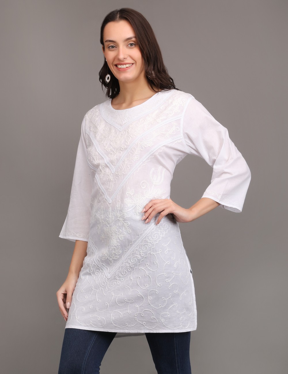 M-02 : Embroidered White Tunic