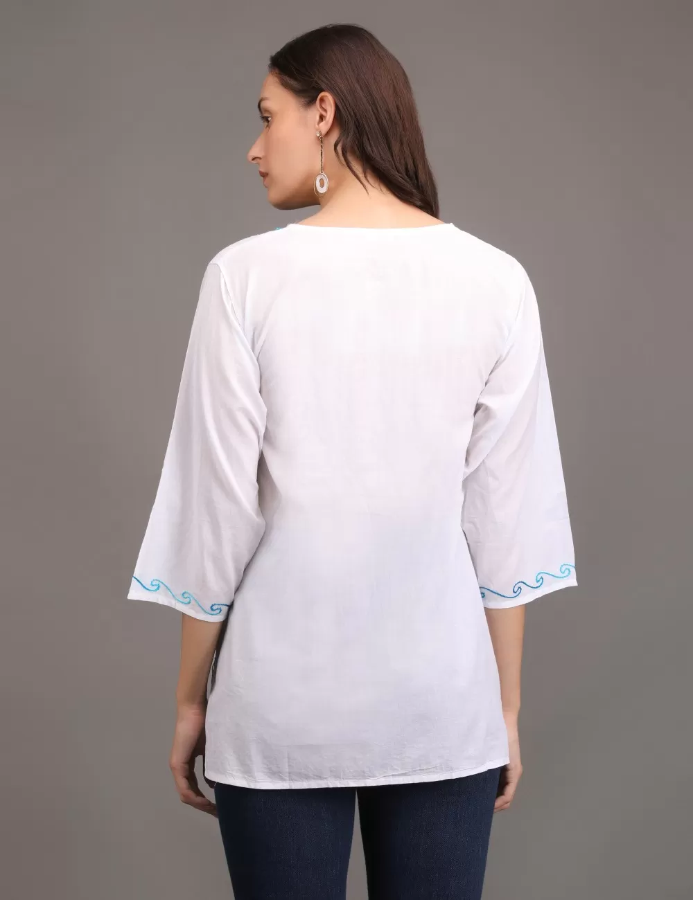 M-07 : Embroidered Top