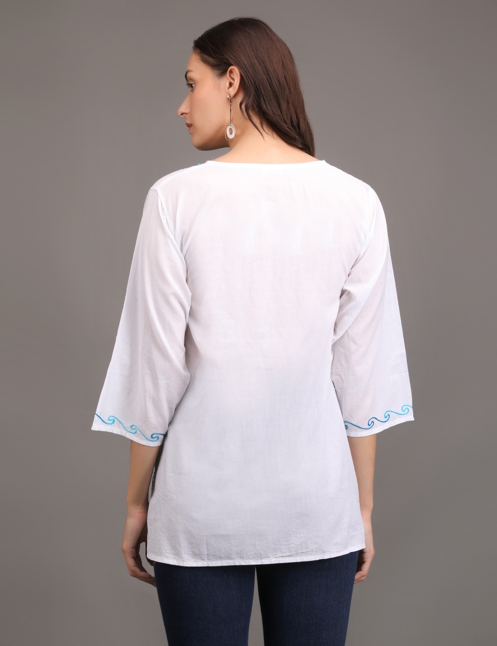 M-07 : Embroidered Top
