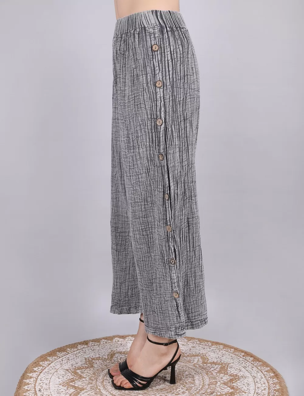PE-19 : Casual Pants with Button Border