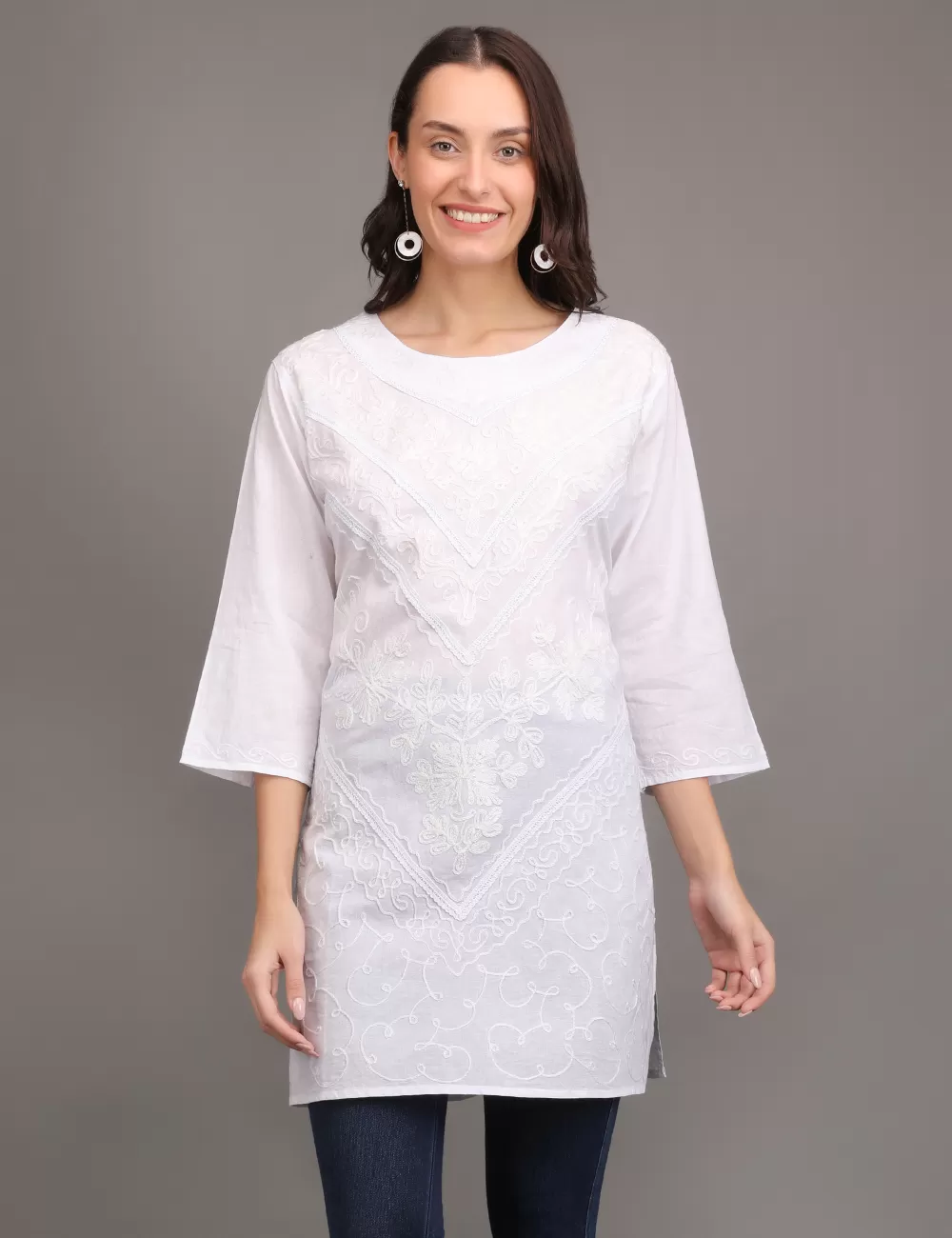M-02 : Embroidered White Tunic