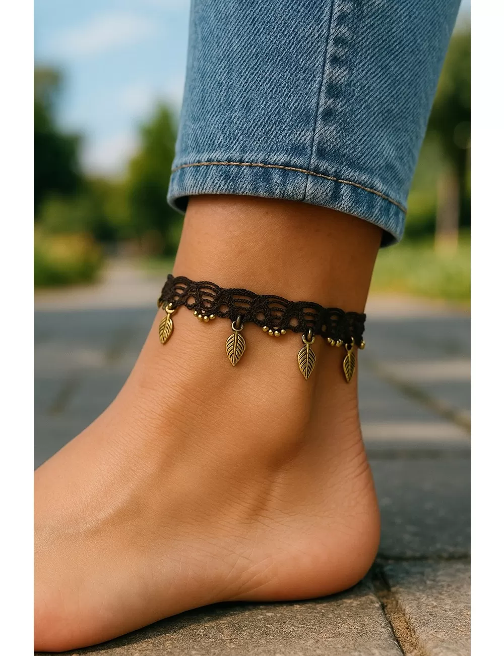 KAJ-1 : Macrame Anklet with Brass Beads: Leaf