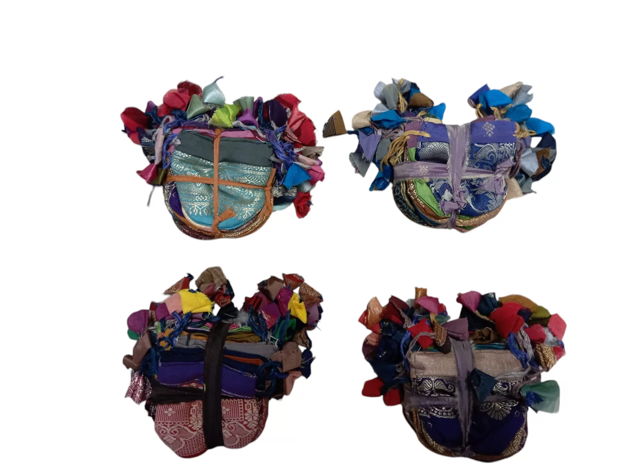B-182: Silk Jewellery Pouch - Pack of 100 - Size : XS