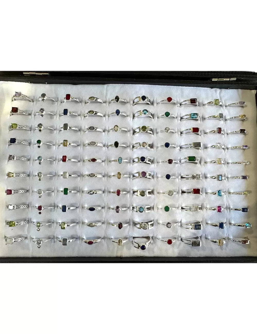Tray 4 : Box of 100 Rings - Assorted Silver Color Rings